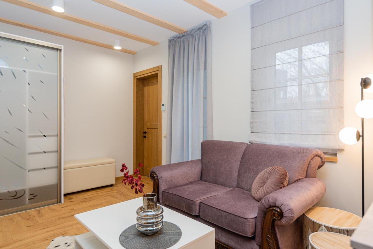 Memel Townhouse Apartamentai ไคลเพดา ภายนอก รูปภาพ