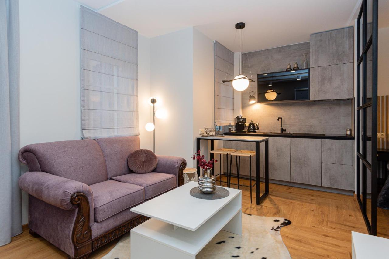 Memel Townhouse Apartamentai ไคลเพดา ภายนอก รูปภาพ