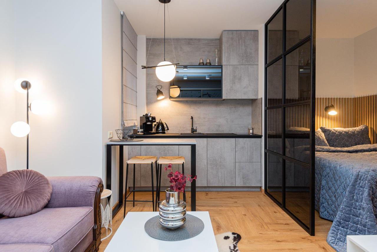 Memel Townhouse Apartamentai ไคลเพดา ภายนอก รูปภาพ